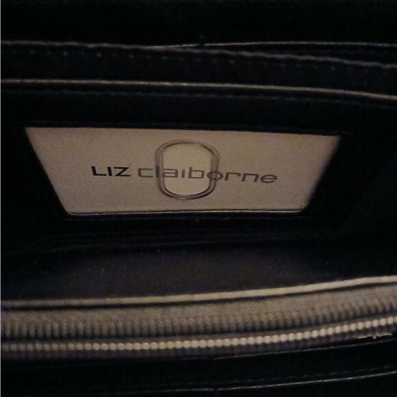 Liz Claiborne Wallet/Wristlet NWOT - Picture 3 of 6